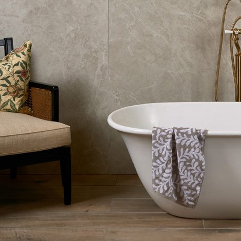 SUSSEX PORCELAIN AMBER