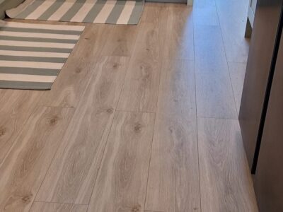 Laminate Nordic Oak Light