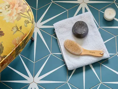 Ca'Pietra Lily Pad Porcelain Peacock